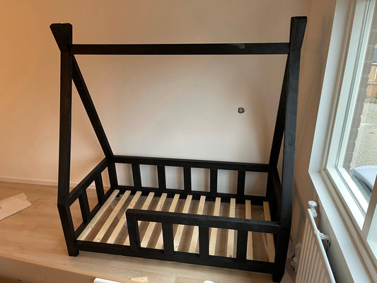 Tipi Kinderbed 200 × 90 – Black Look (Industriële Uitstraling)